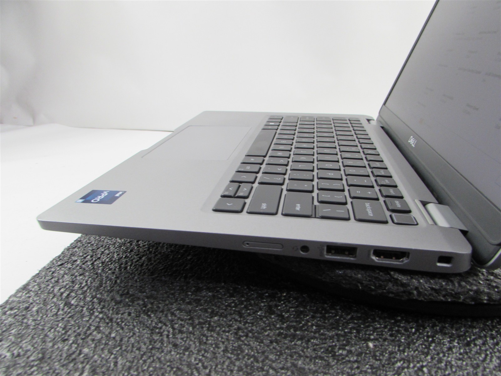 DELL LATITUDE 5330 FHD TOUCHSCREEN I5-1245U 10 CORE 512GB SSD 16GB RAM NO O.S