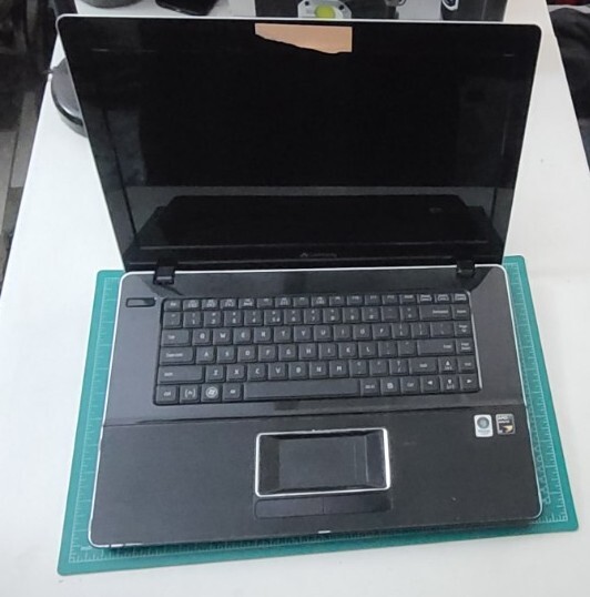 Gateway Laptop Black MD7881u laptop Only