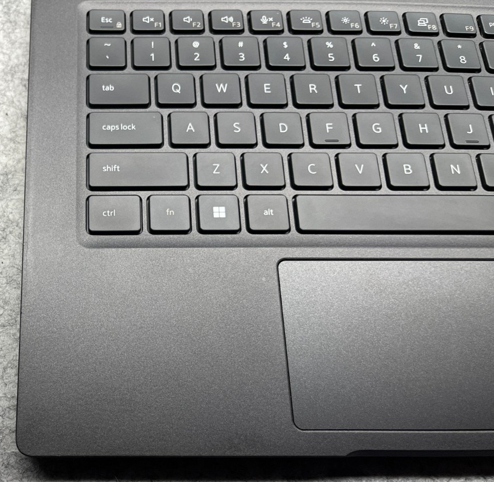Dell Latitude 7330 13.3″ 10 Core i5-1245U (12TH-Gen) 16GB 256G NVMe, Win11