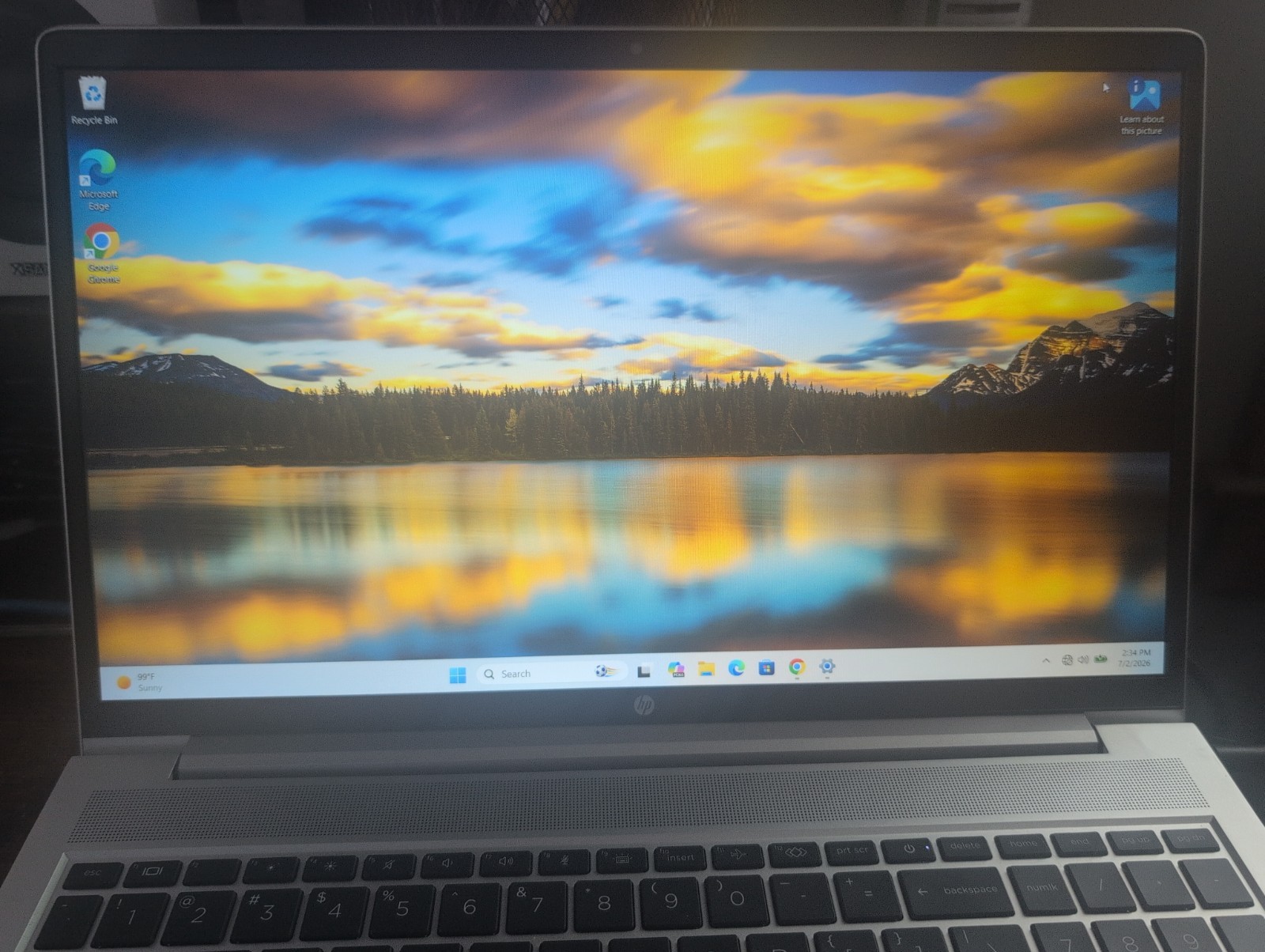 HP ProBook 450 G9 15.6″ (256GB SSD Intel Core i5-1235U 4.4GHz 8GB RAM) Laptop –