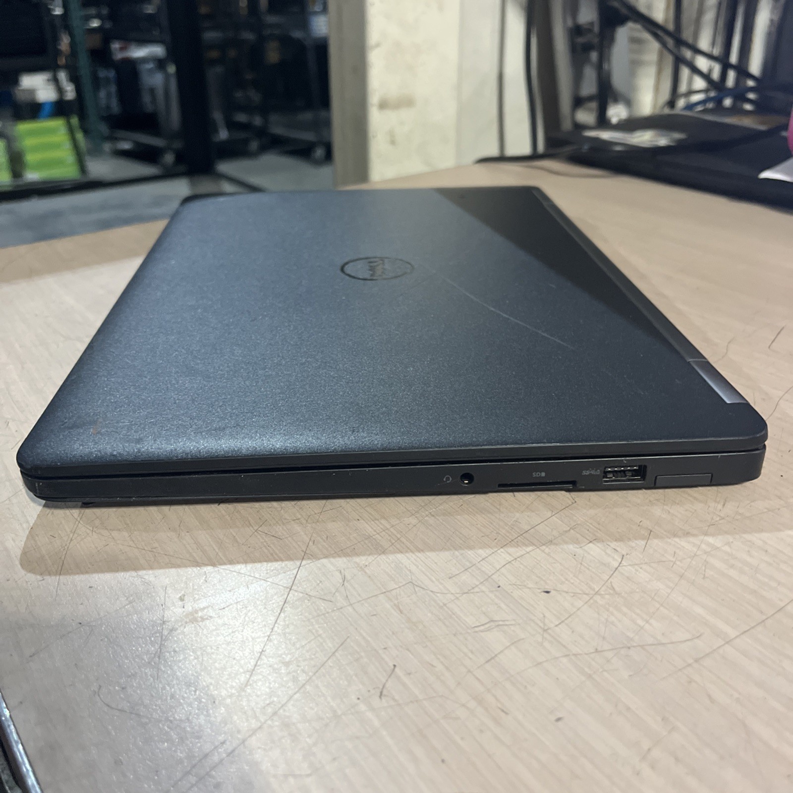DELL LATITUDE E7470 INTEL CORE I5-6300U 2.40GHZ 8GB RAM NO HD