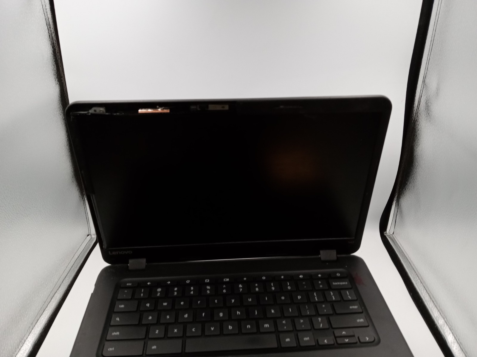 Lot of 8 – Lenovo N42-20 14″ Chromebook Laptops * FOR PARTS * VARIOUS ISSUES -RR