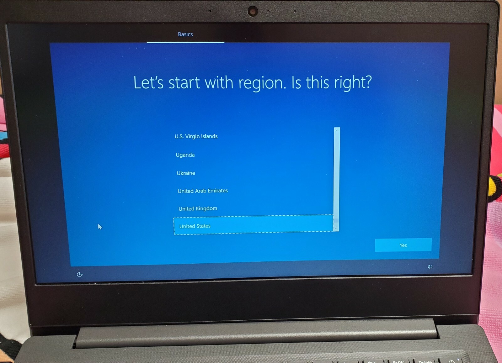 Lenovo V14 IIL 14″ (256GB, Intel Core i3 10th Gen., 1.2 GHz, 8GB) Laptop 82C4