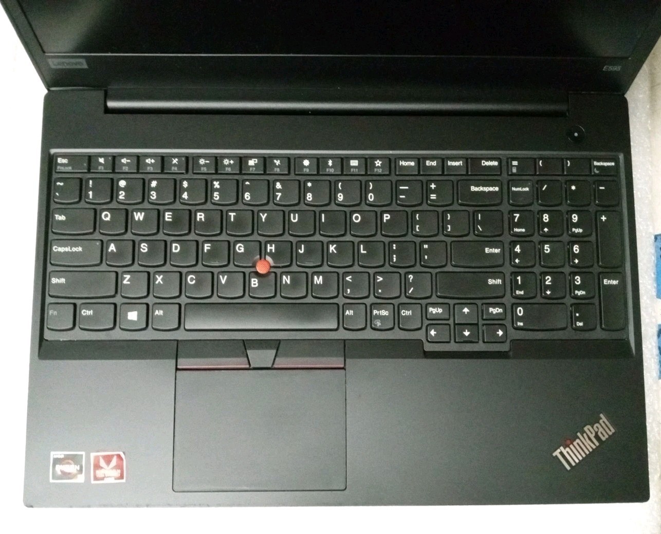 Lenovo ThinkPad E595 15.6 FHD 2.1 GHz Ryzen 5 3500U 16GB 256GB SSD