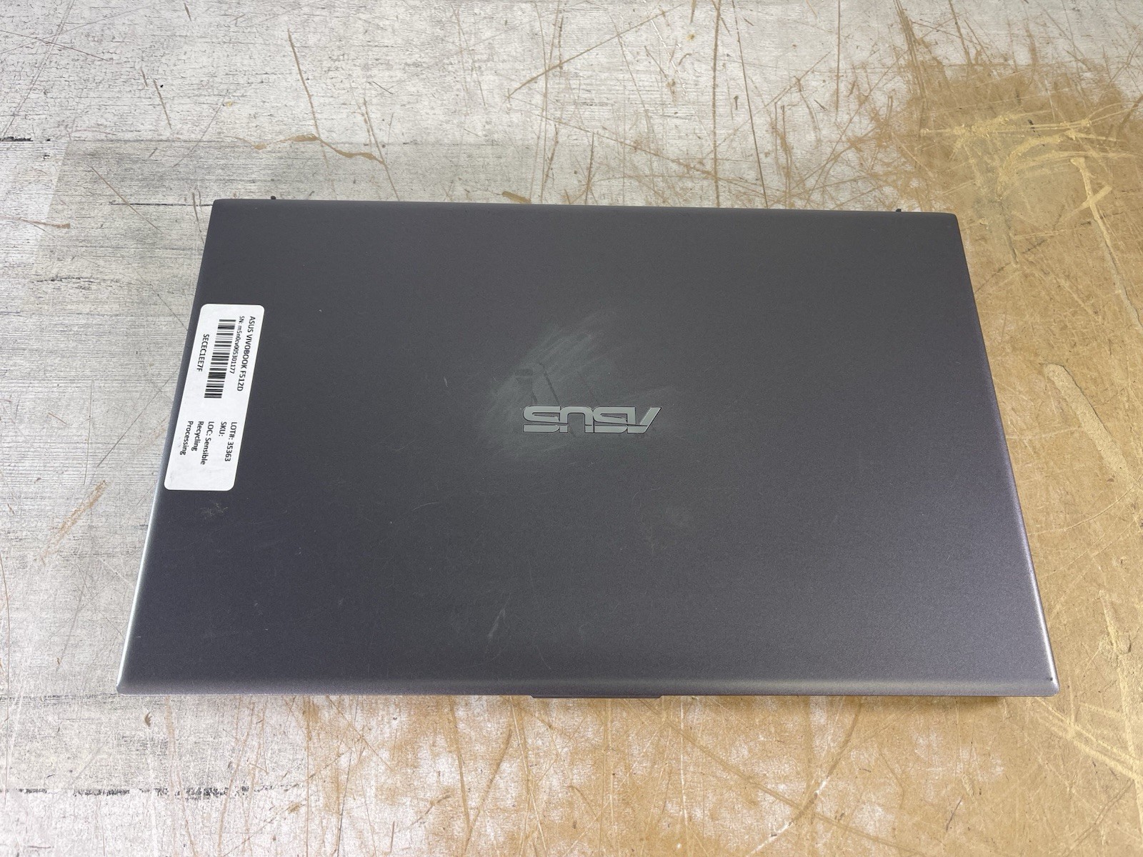 ASUS VIVOBOOK F512D RYZEN 5 3500U @ 2.10GHz, 12GB RAM, NO HDD/OS