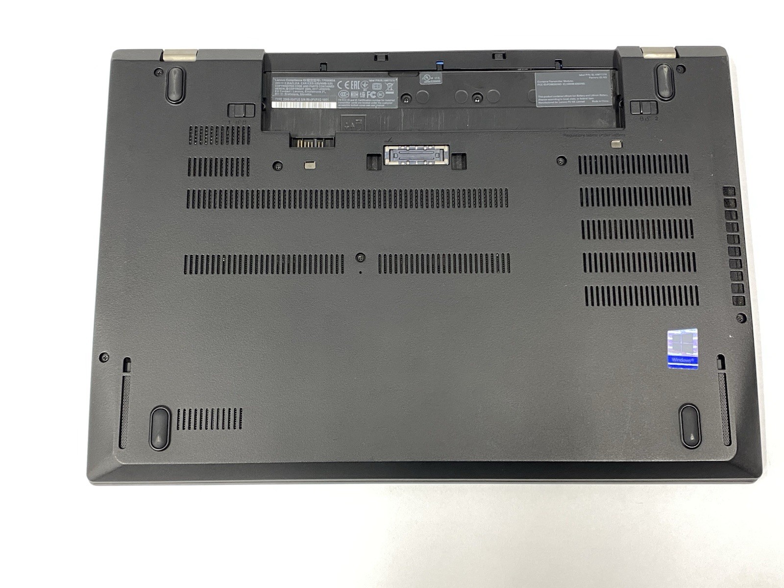 Lenovo T570 – i7-7600U – 8GB – 256SSD – W10P – READ