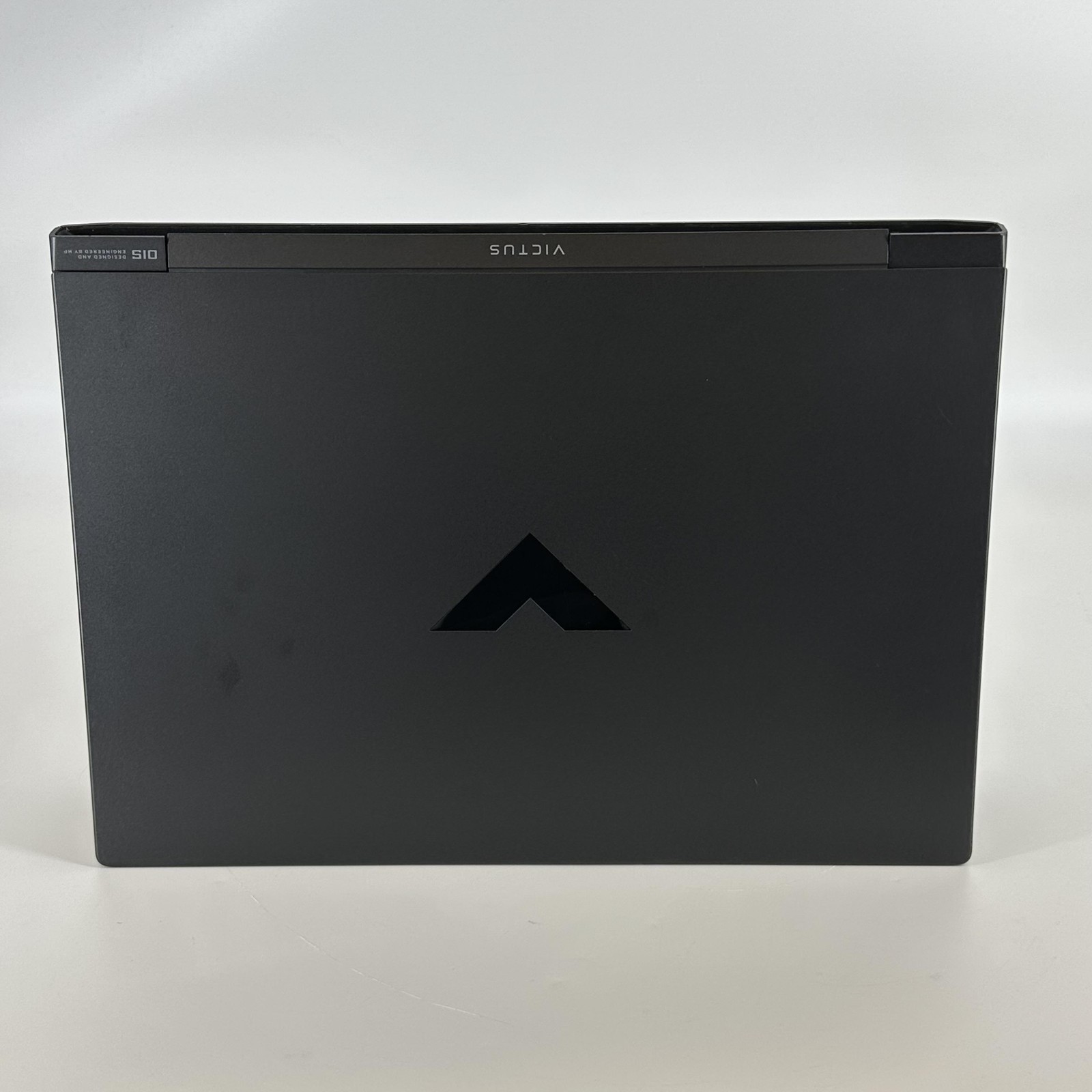 HP Victus Gaming 15.6 144Hz FHD 3.3 GHz Ryzen 5 7535HS 32GB 2TB SSD RTX 2050