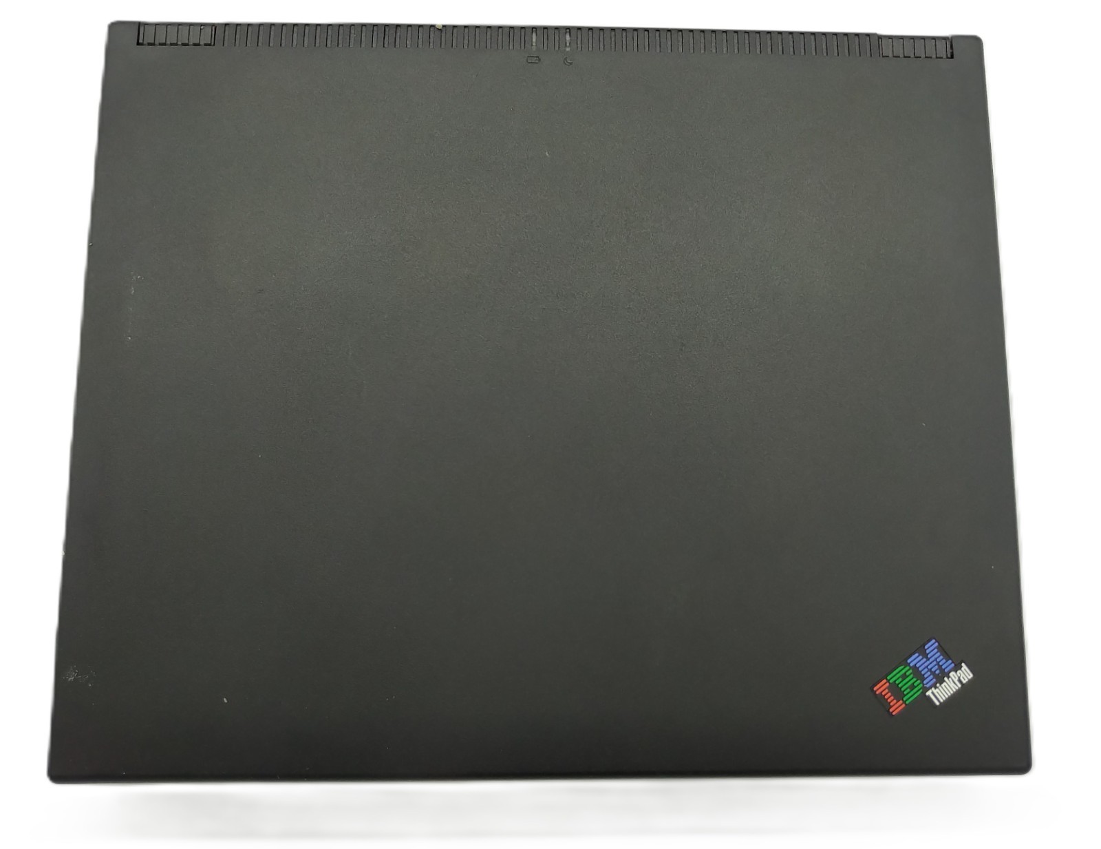 RARE VINTAGE IBM ThinkPad 390E Pentium II 333 MHz 256 RAM -Battery Holds- NO HDD