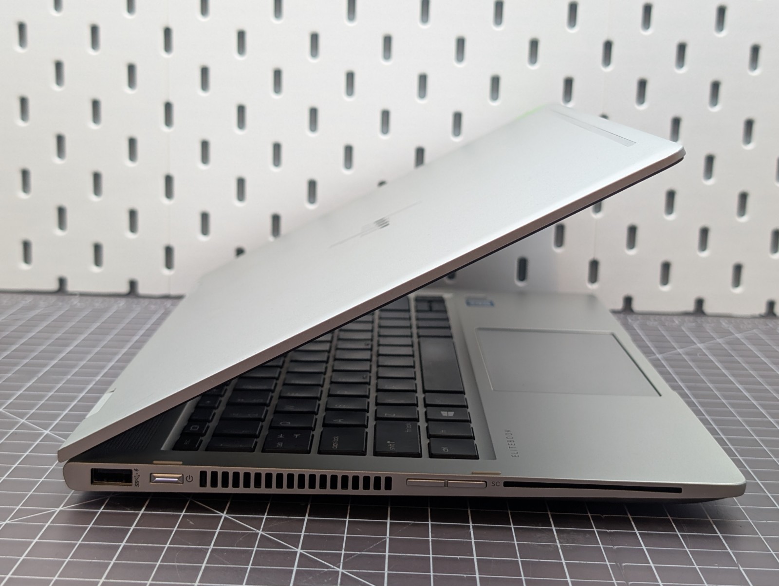 HP EliteBook 830 G6 x360 Core i7-8565U 1.8GHz 16GB RAM 256GB SSD Win 11 Pro *AC*