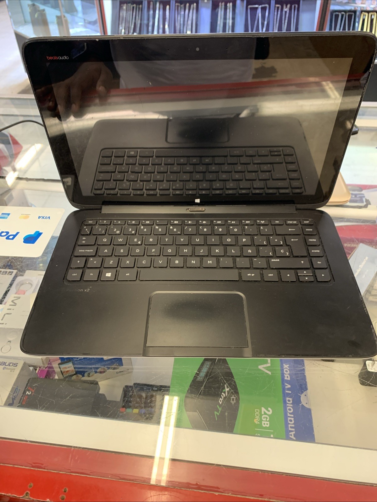HP Pavilion x3 13-p110nr Multi-Touch 13.3″ 2 in 1 Detachable Laptop Win 10