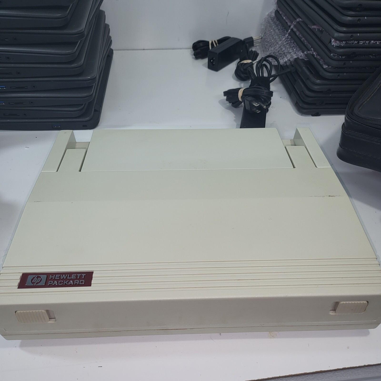 Hewlett-Packard 82983A Portabke Plus Modem 1986 Collectable Laptop