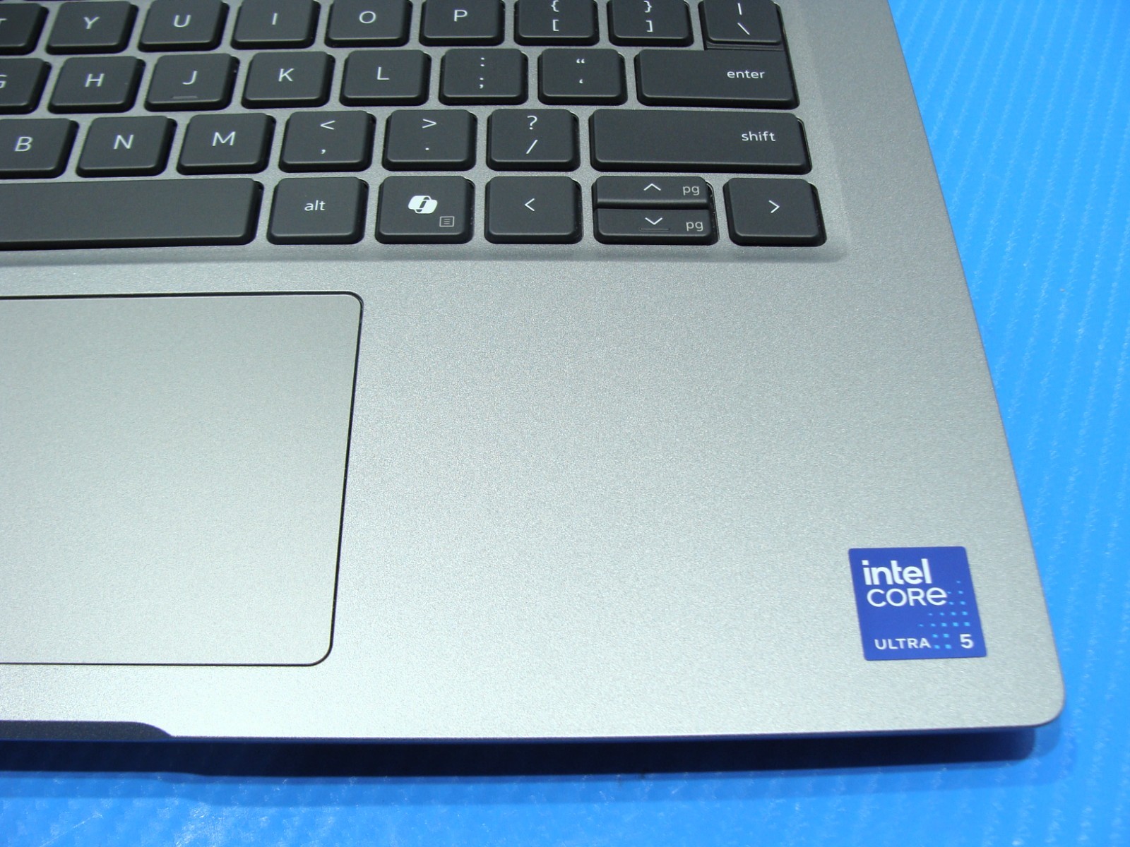 Dell Latitude 5450 14” FHD core Ultra 5 125U 1.3GHz 16GB 256GB W11P WRTY 08/2027