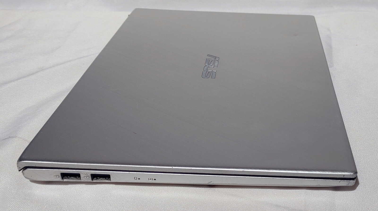 Asus VivoBook x512, Intel i5-10210U, 8GB 512GB, MX 250, Dents. Re-freshed #1-1