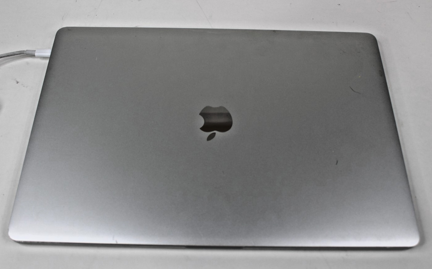 Apple MacBook Pro A1990 | i9-9880H@2.3GHz | 500GB SSD | 16GB RAM | macOS