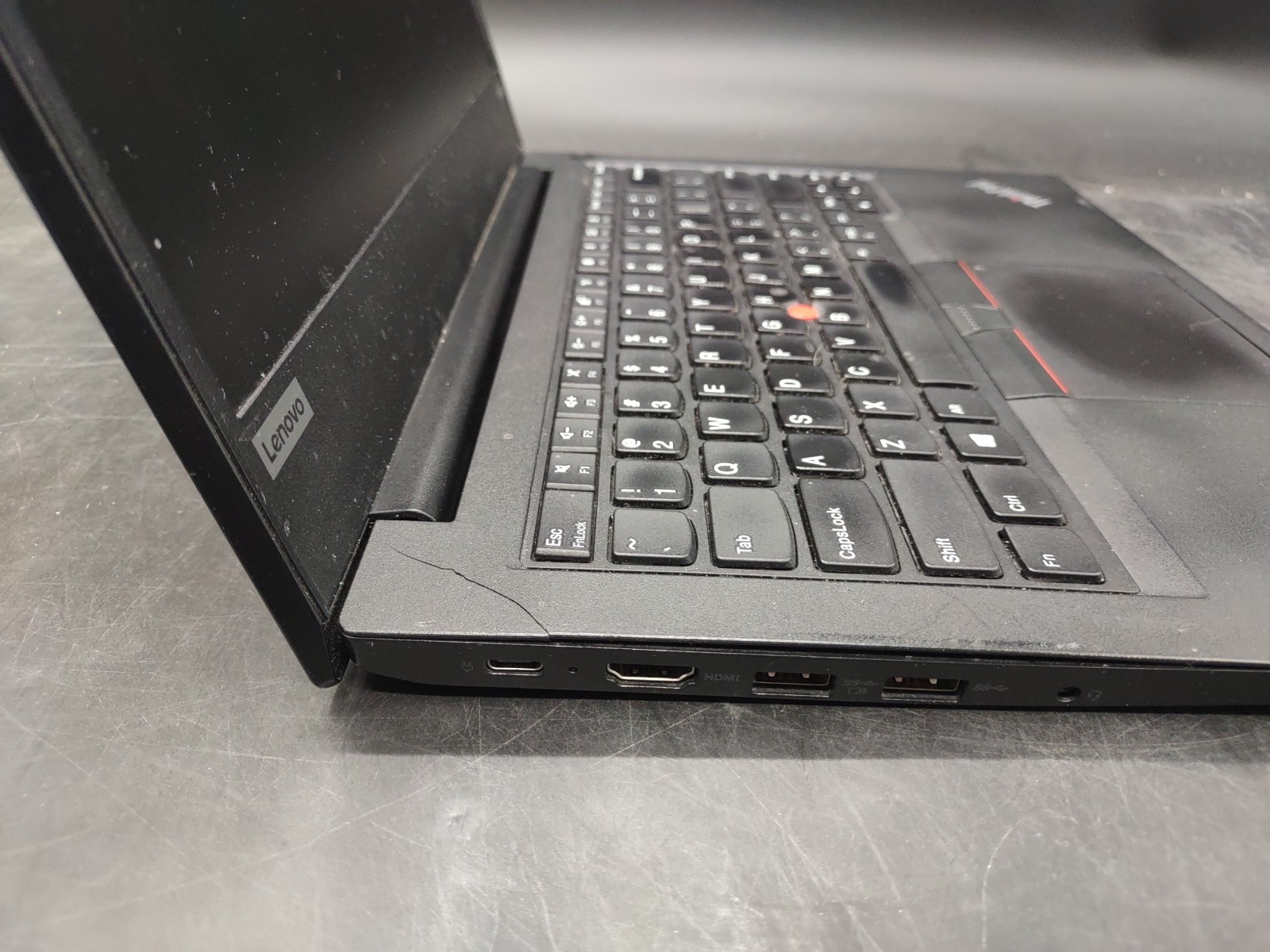Lenovo Thinkpad E480 i3 8130U @ 2.20GHz 8GB RAM NO SSD NO OS