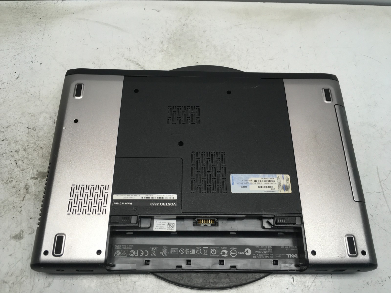 Dell Vostro 3550 Intel i3-2310 2.1GHz 3 GB NO HDD