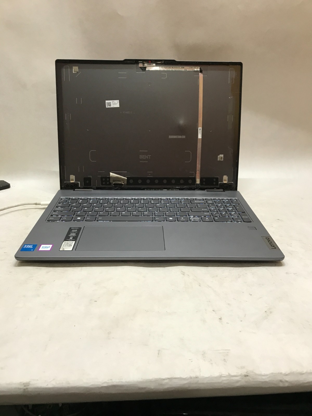 Lenovo IdeaPad 5 2in1 16IRU9 16″ Intel Ultra 5 120U 16GB RAM NO SSD For Parts DW