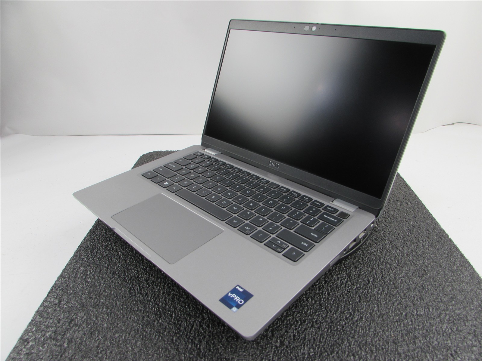 DELL LATITUDE 5330 FHD TOUCHSCREEN I5-1245U 10 CORE 512GB 16GB RAM NO O.S/BATT