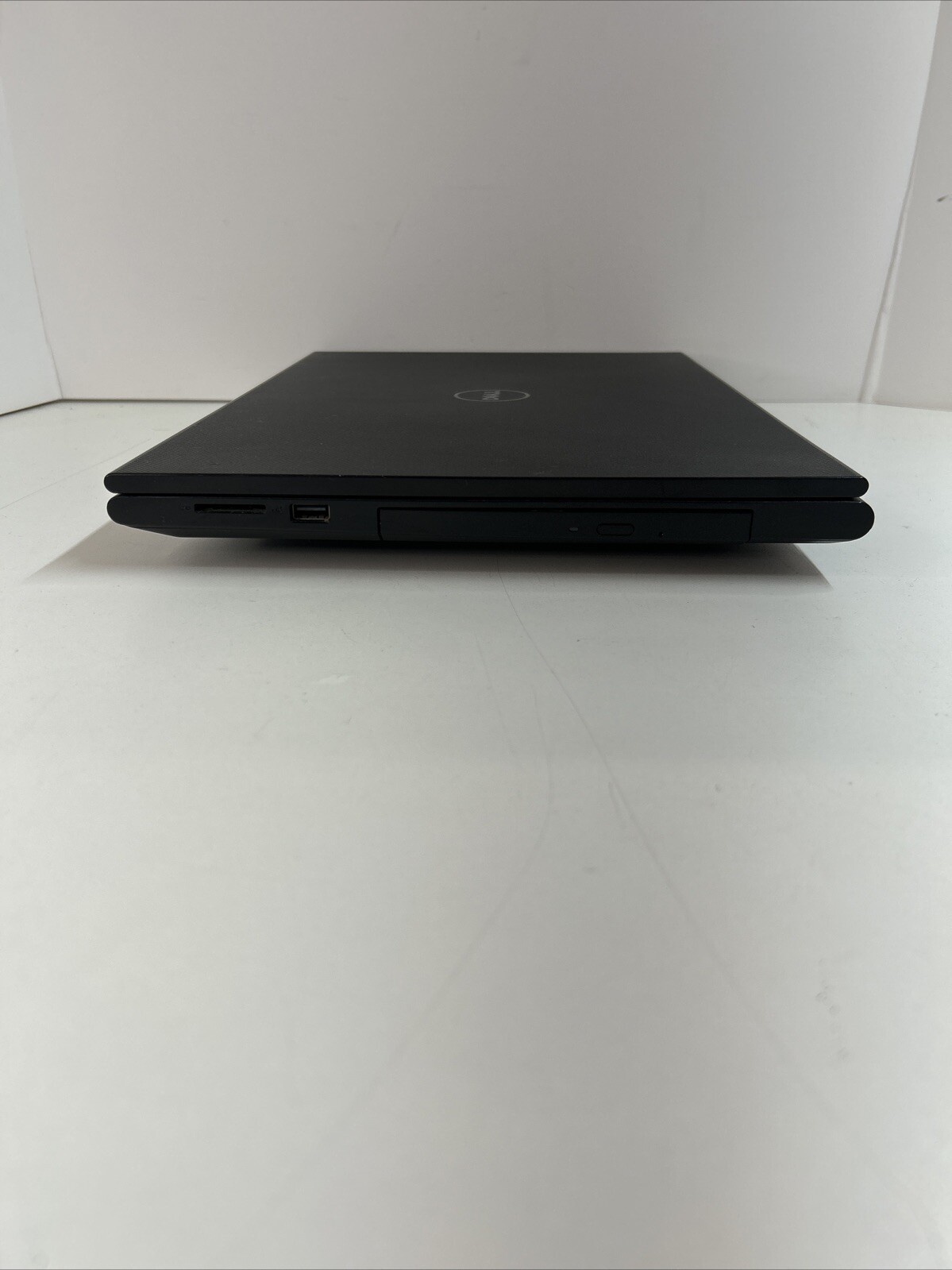 Dell Inspiron 3542 15.6″ Intel Pentium 3558U 1.7GHz 4GB Ram 500GB HDD Win 11 Pro