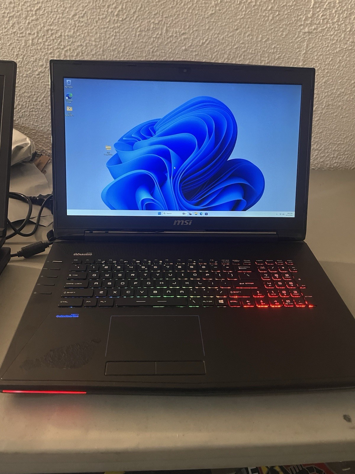 MSI GT72 2QE DOMINATOR PRO i7-4710HQ 16GB RAM GTX 980M 8gb 118GB M.2 1TB HDD W11