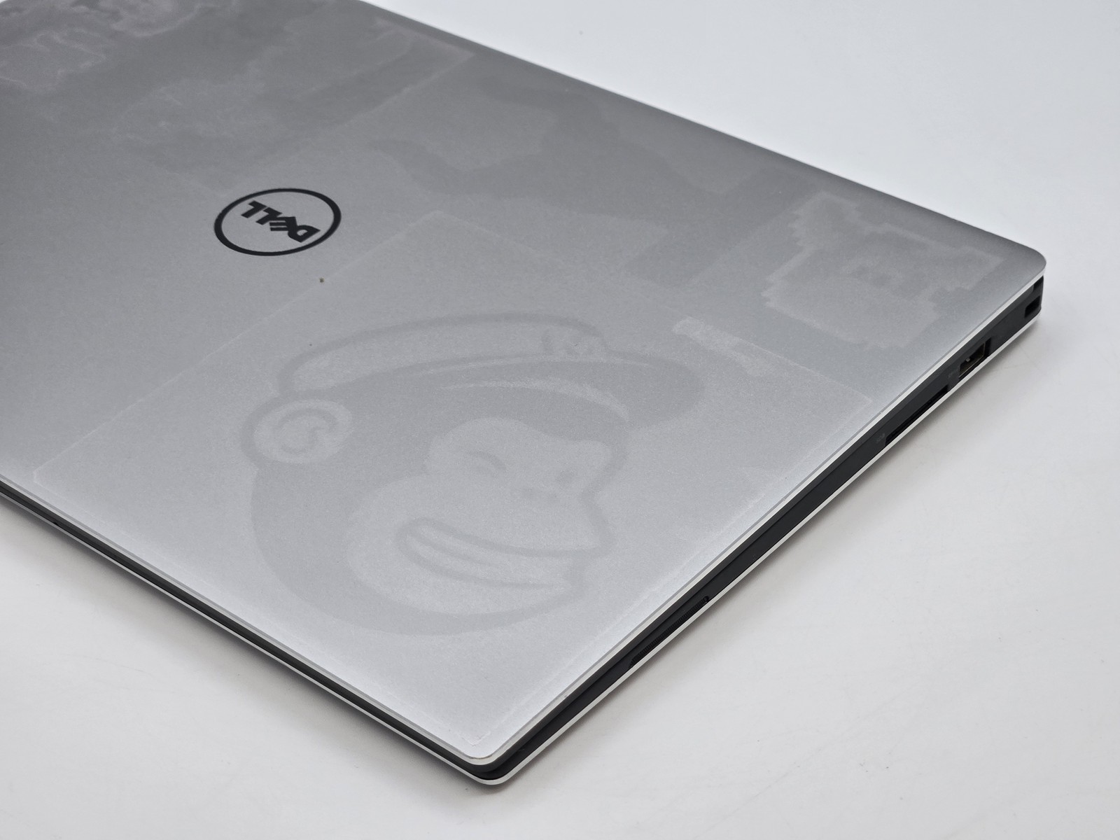 Dell XPS 13 9360 13″ FHD I7-8550U 256GB SSD 8GB W11 Webcam Backlit *READ*