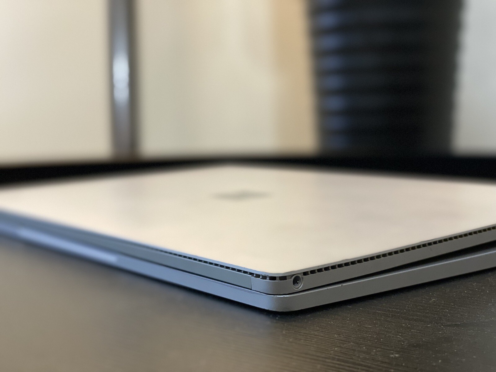 Microsoft Surface Book Tablet 13.5″| i7-6600U 2.60GHz| 8GBRAM| 256GBSSD Win10Pro
