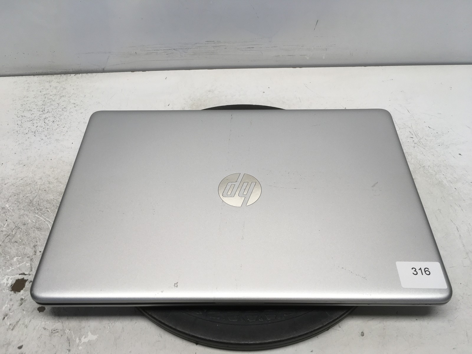 HP Pavilion 15-DY1059MS Intel i5 10th gen No RAM NO HDD No Batt