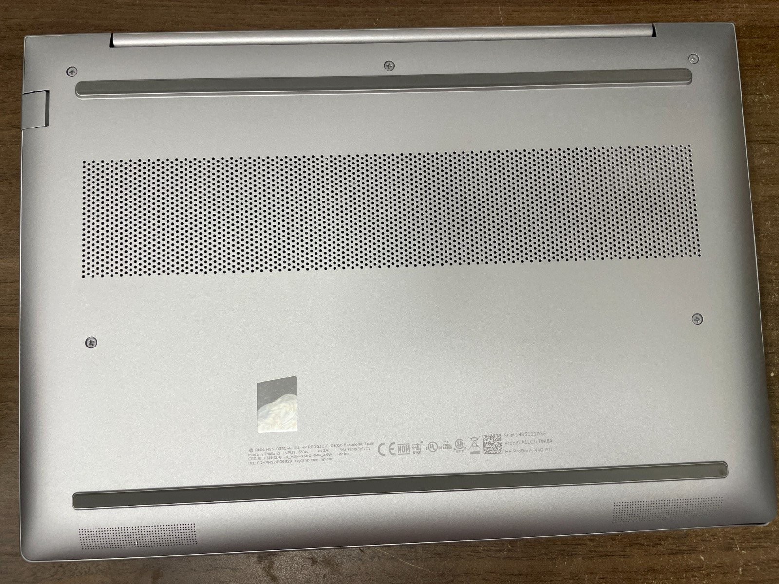 HP ProBook 440 G11 U7-155U 16GB 512GB W11P Wty 6/29/28, Corner Dent (READ)