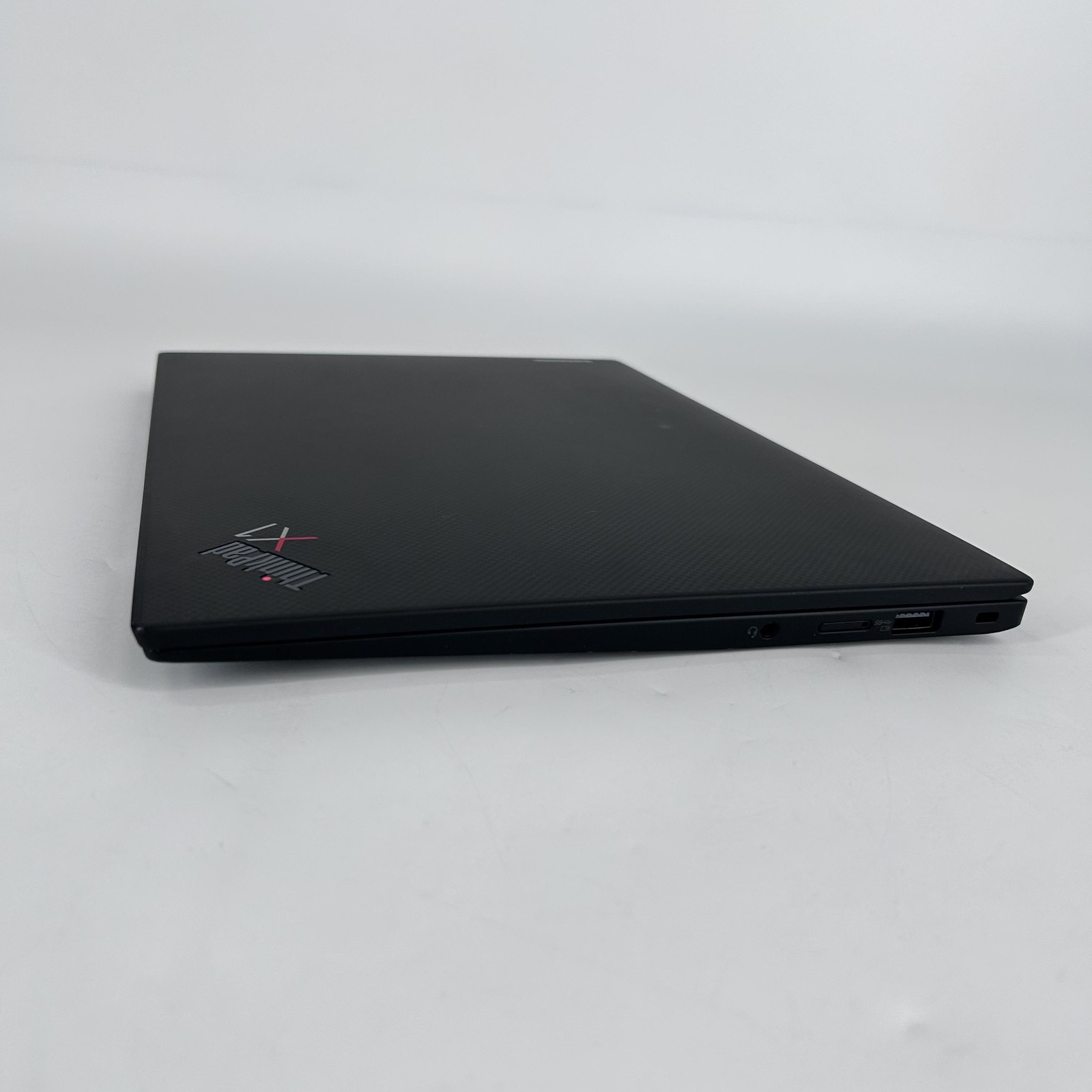 Lenovo ThinkPad X1 Carbon Gen 11 14 FHD+ TOUCH 1.8GHz i7-1365U 32GB 2TB SSD Good