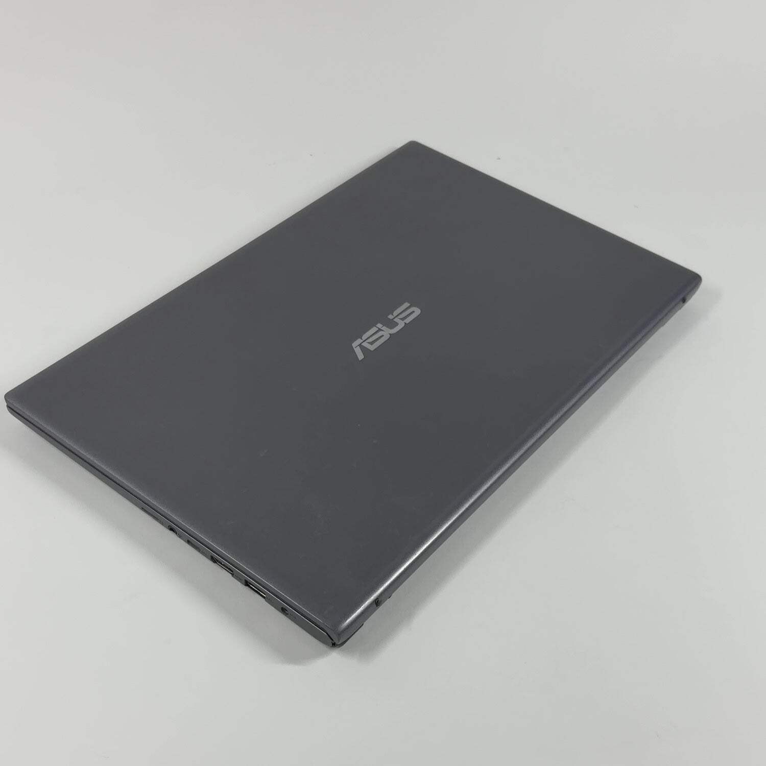 Asus Vivobook 15 F512D 15.6″ Ryzen 5 3500U 2.1GHz 8GB RAM 500GB SSD
