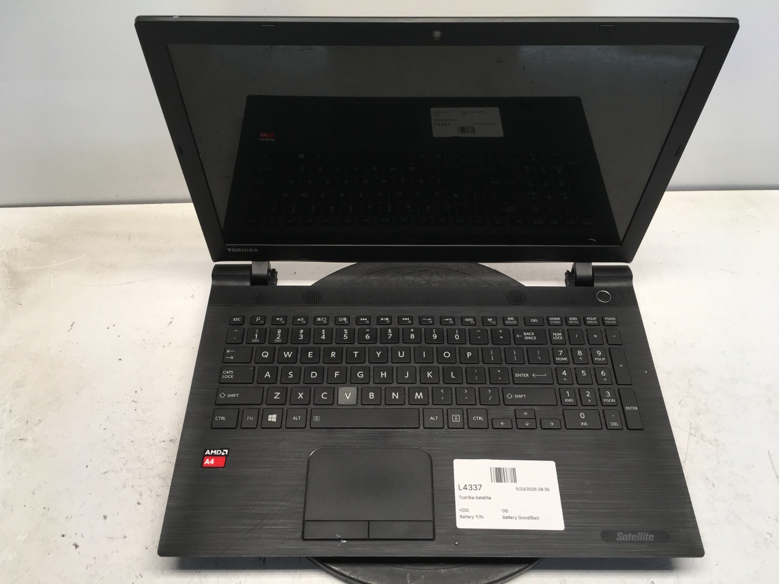 Toshiba Satellite C55D-C5271 AMD A4-7210 Quad-Core APU 1.8GHz No RAM/HDD – Parts