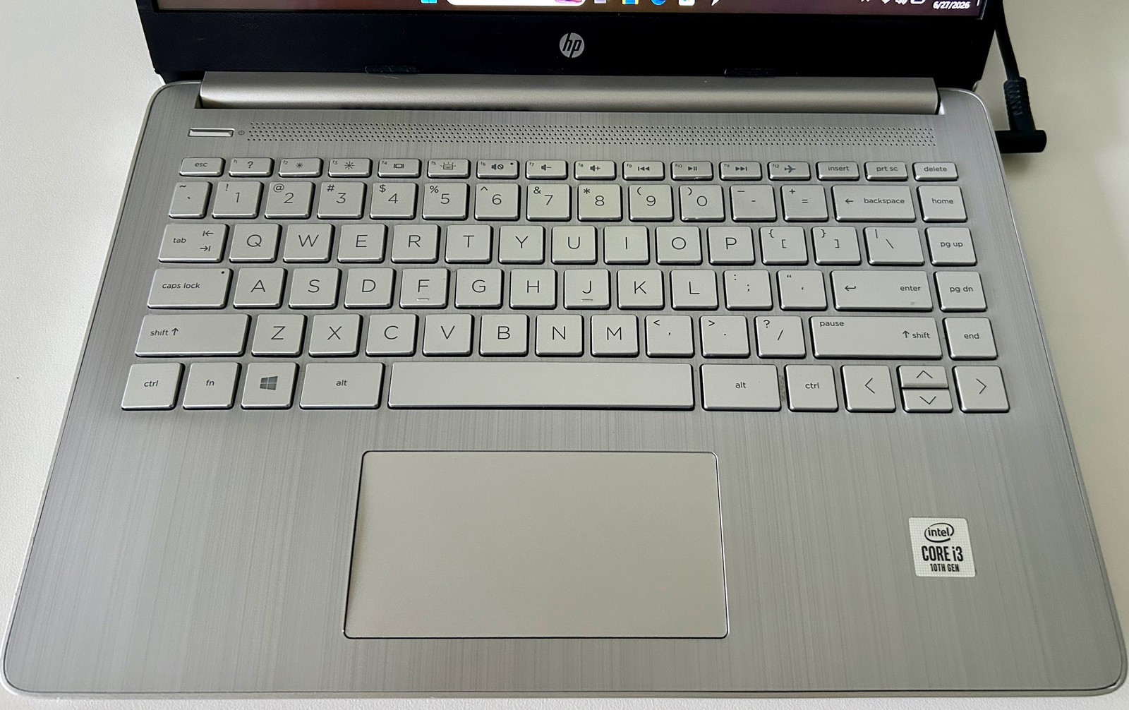 HP 14 inch LAPTOP / model: 14-dq1043cl, Intel i3 1.20, 8 GB, 256 GB SSD / NICE