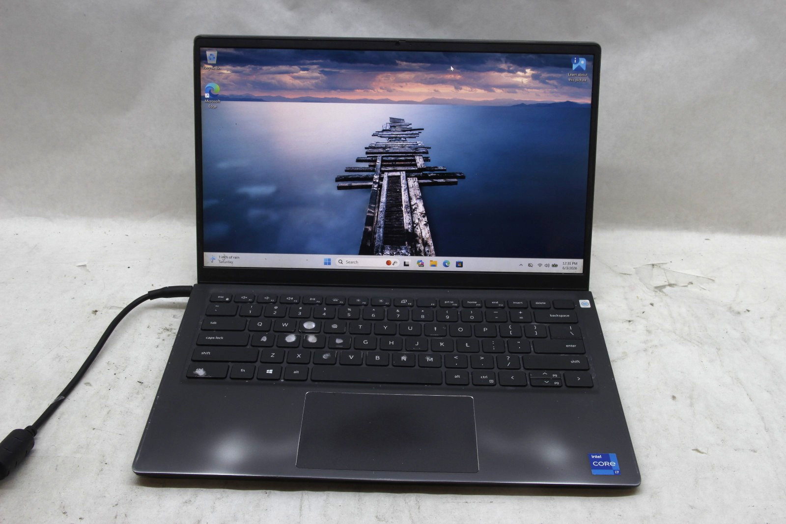 Dell Vostro 14 5410 14″ Laptop i7-11390H 16 GB RAM 256 GB SSD Win 11 w/Charger
