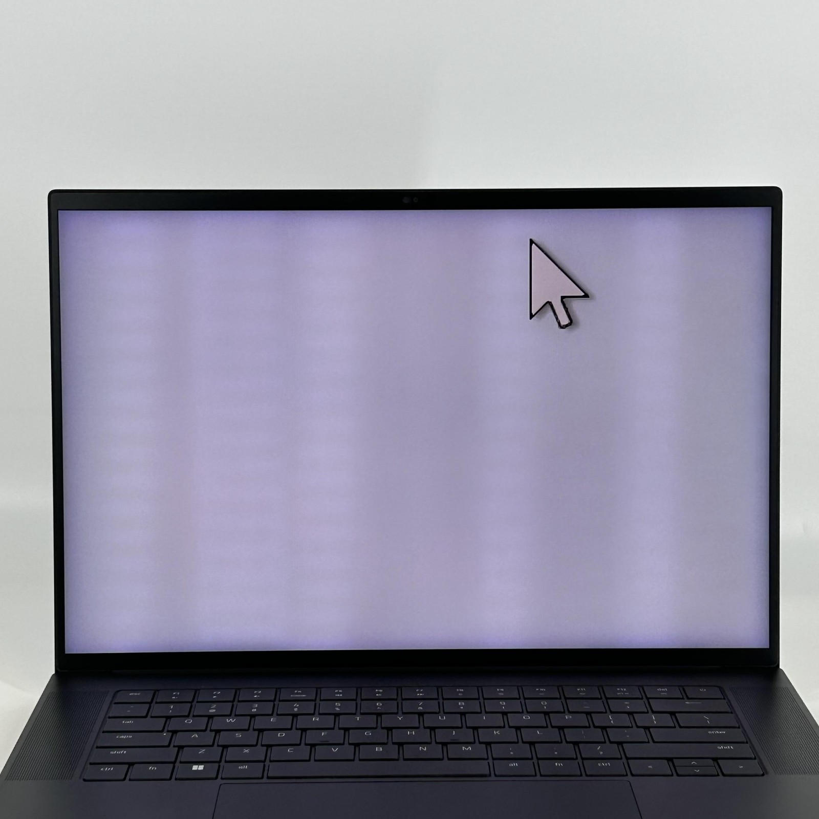 Razer Blade 16 240Hz FHD+ 2.2 GHz i9-13950HX 32GB 1TB/1TB NVIDIA RTX 4090 READ
