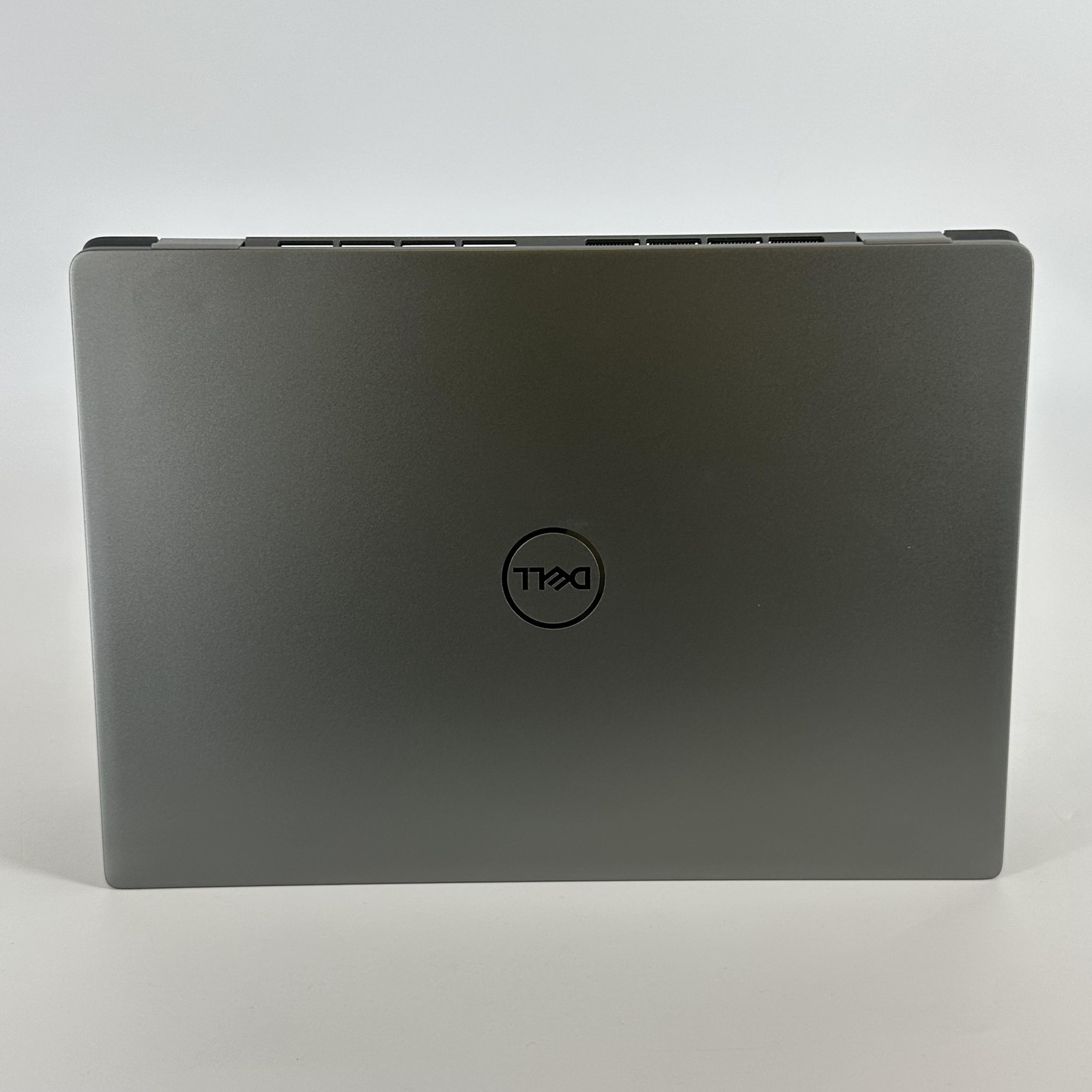 Dell Latitude 7440 14 Gray FHD+ 1.8 GHz i7-1365U 32GB RAM 512GB SSD Good