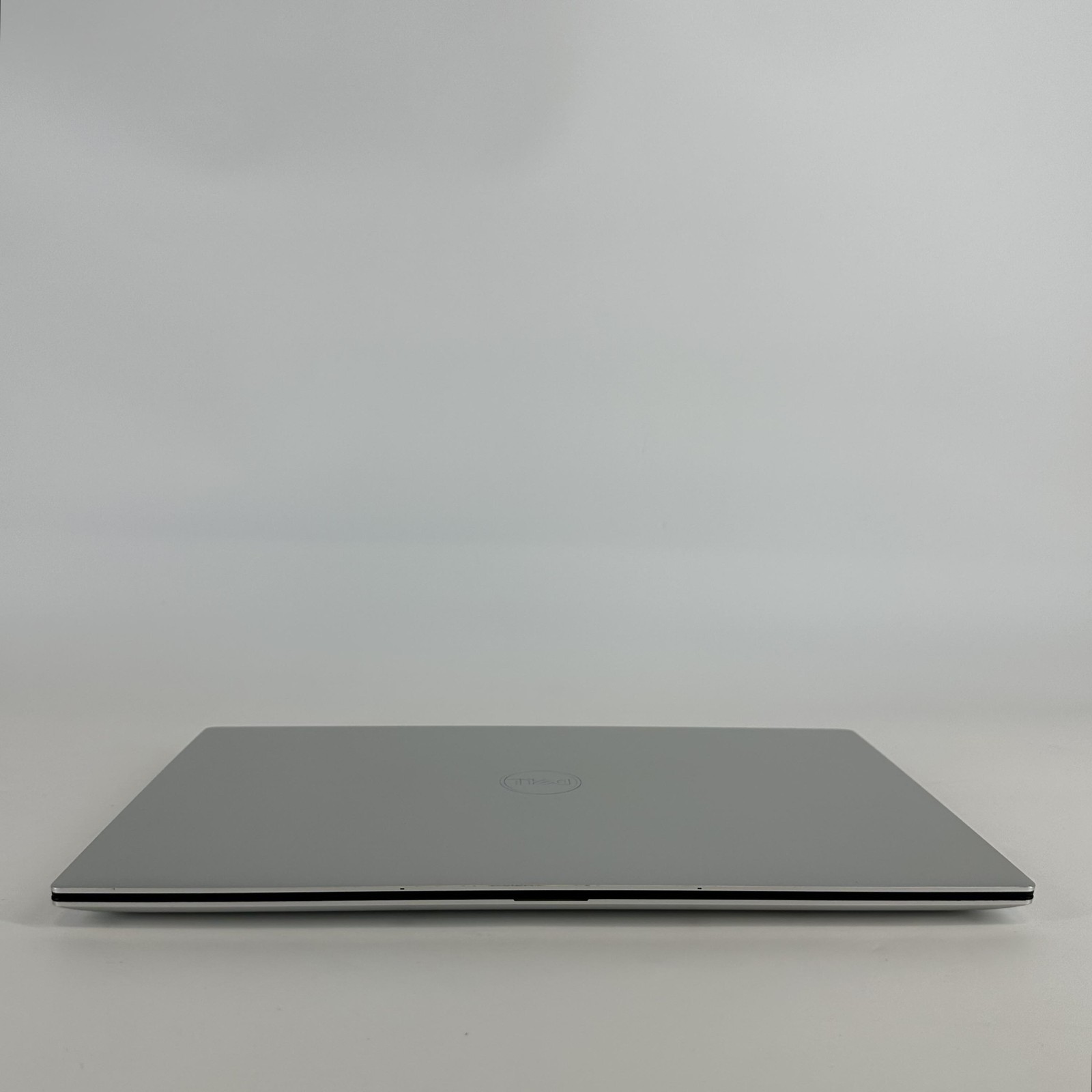 Dell XPS 15 9520 FHD+ 2.5 GHz i9-12900HK 32GB 1TB SSD NVIDIA RTX 3050 Ti Good