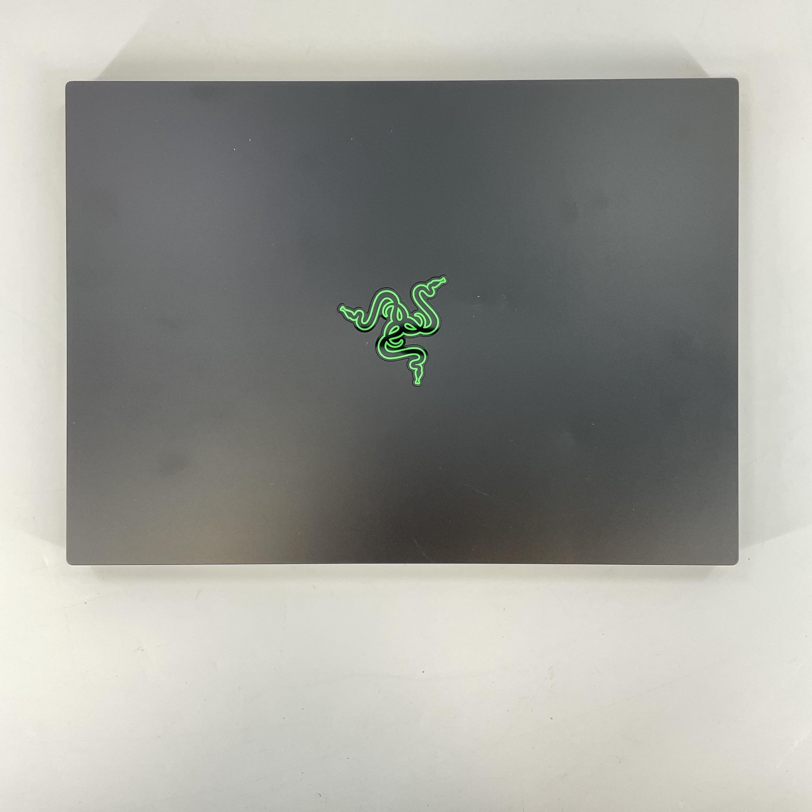 Razer Blade 14 120Hz QHD+ 2025 2.0 GHz Ryzen AI 9 365 32GB 1TB SSD RTX 5070