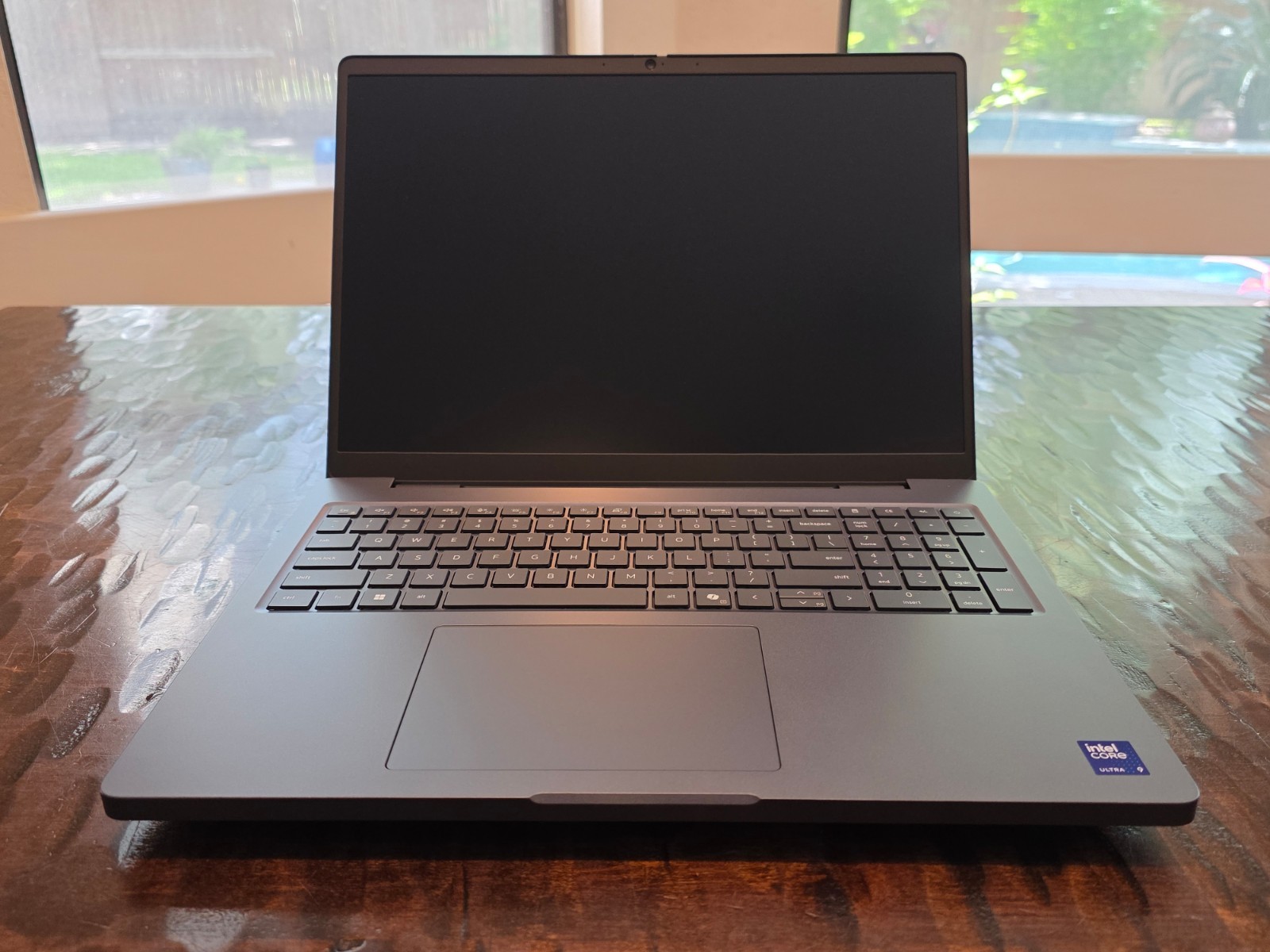 Dell Pro Max 16 Plus – 16″ FHD+, Ultra 9 285HX, RTX PRO 3000, 64GB RAM, 3Y WRNTY