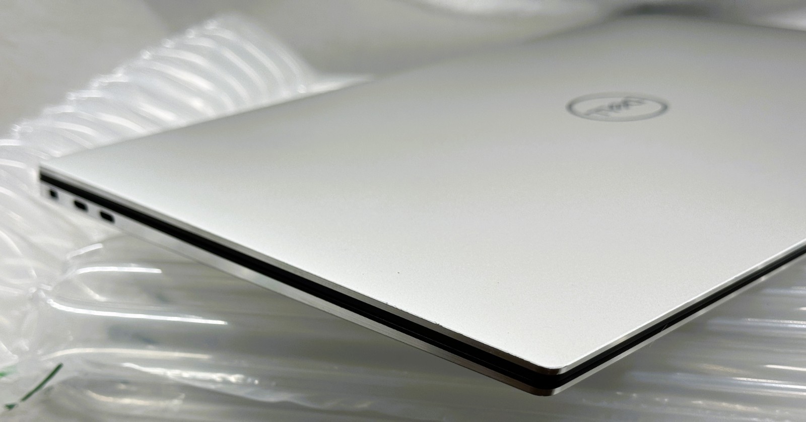 Dell XPS 15 9520 4K+ UH ✔i9-12900H ✔32GB RAM ✔2TB 990 PRO ✔RTX 3050Ti ✔Very Good