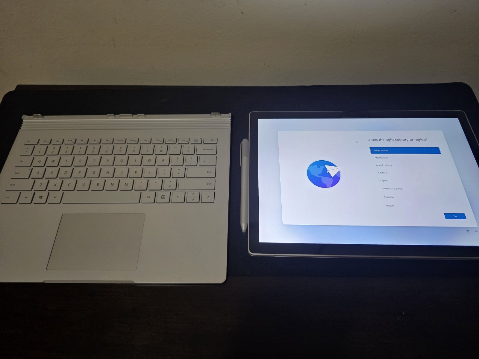 MS Surface Book w/ Extras-Surf Pen, Charger, Surface Precision Mouse w/ Box.
