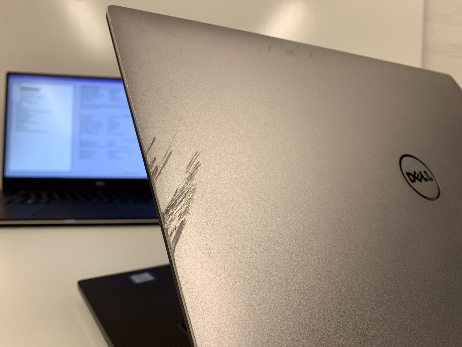 Dell Precision 5520 Core i5-7440HQ @ 2.80GHz | 16GB RAM, NO SSD | #T378