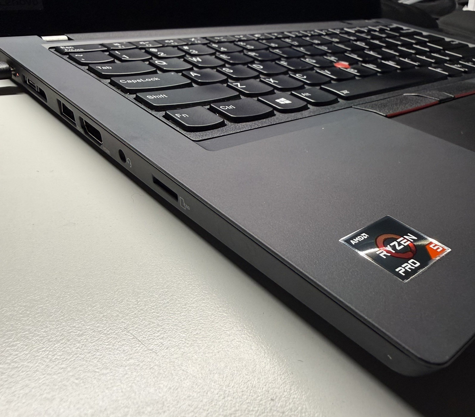 Len ThnkPad T14 Gen 1 AMD Ryzen 5 PRO 4650U 16GB 512GB SSD 14″ W11P cycle:136