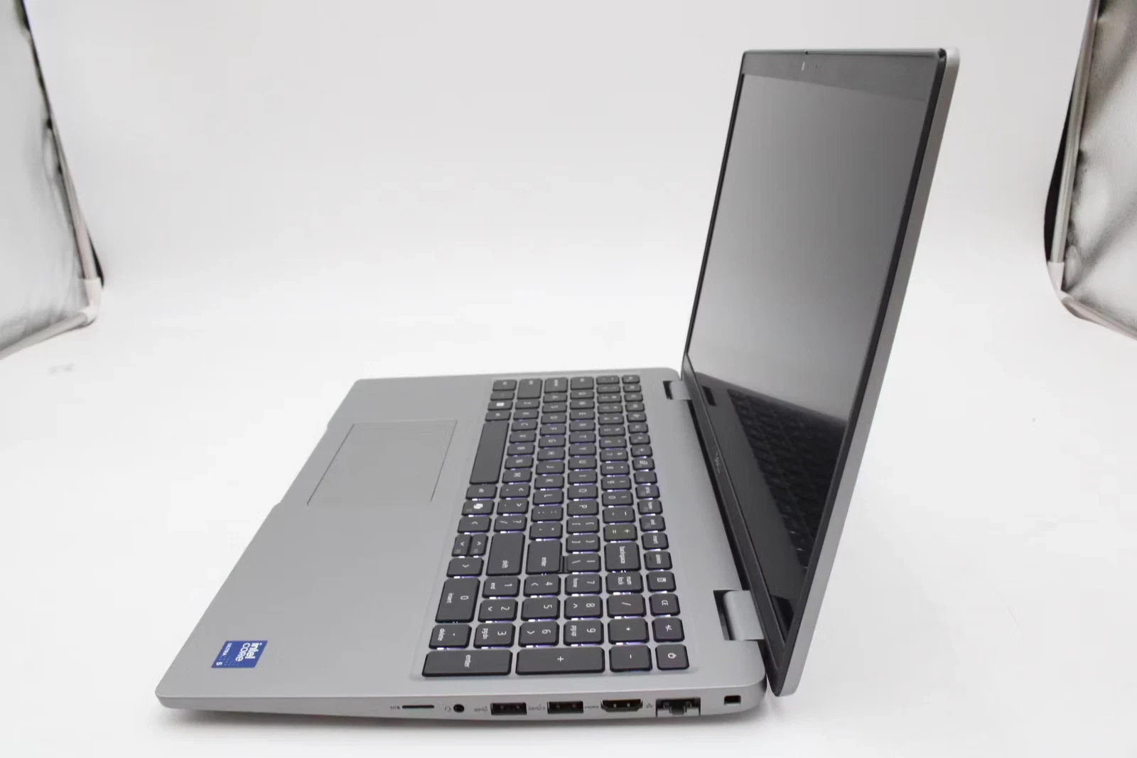 Dell Latitude 5550 Ultra 5 125U, 15.5″ 16GB RAM 256GB SSD USED FULLY Functional