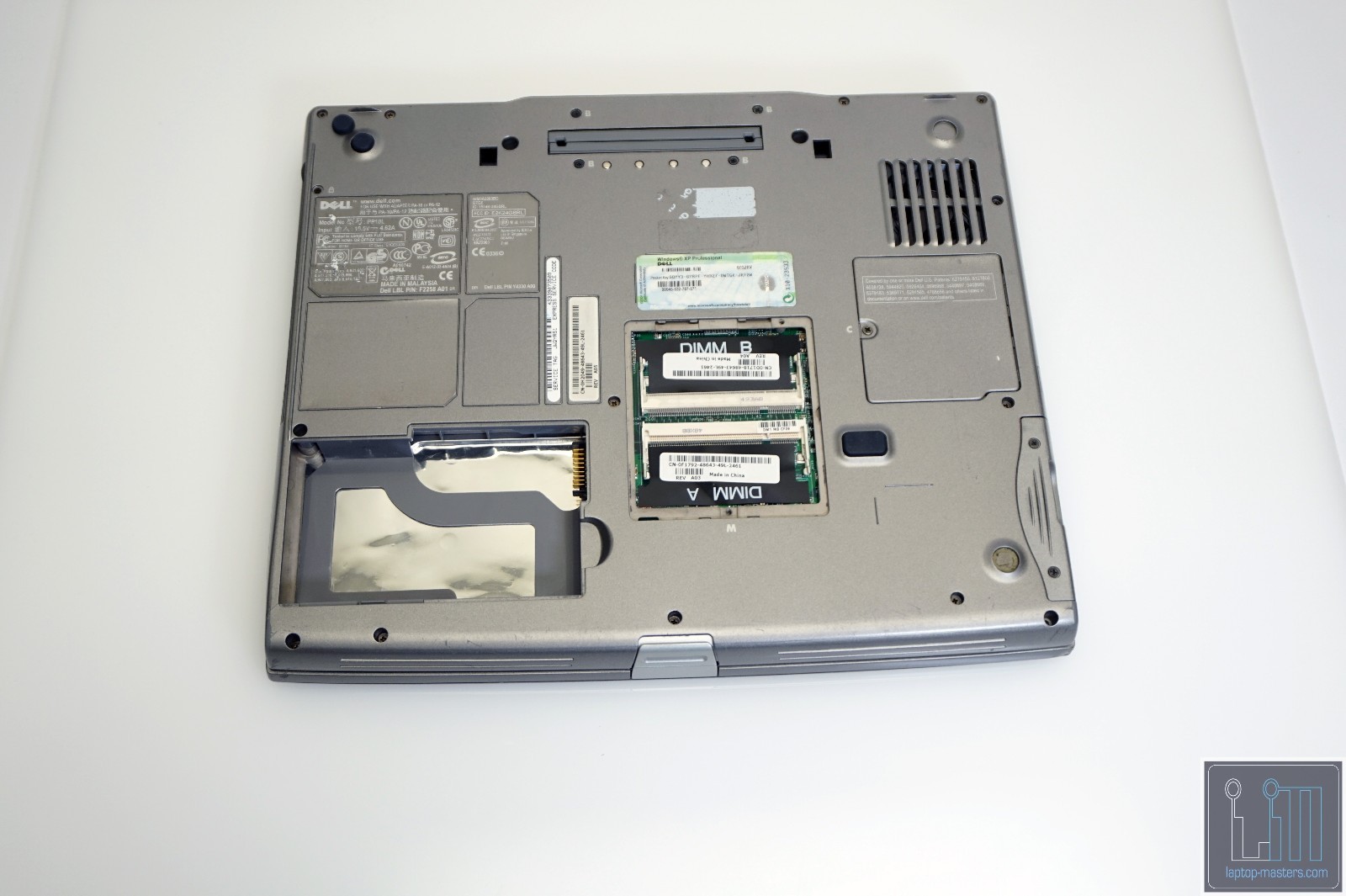 Dell Latitude D505 15″ Intel Pentium M Laptop No RAM No HD No Battery *AS IS*