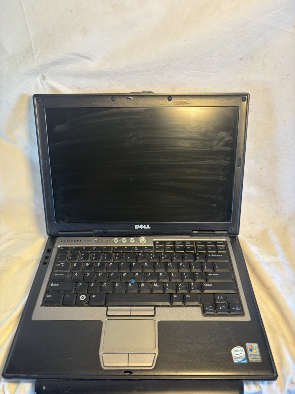 Dell Latitude D630 14″ Notebook Laptop Black / Gray – No Power Cord