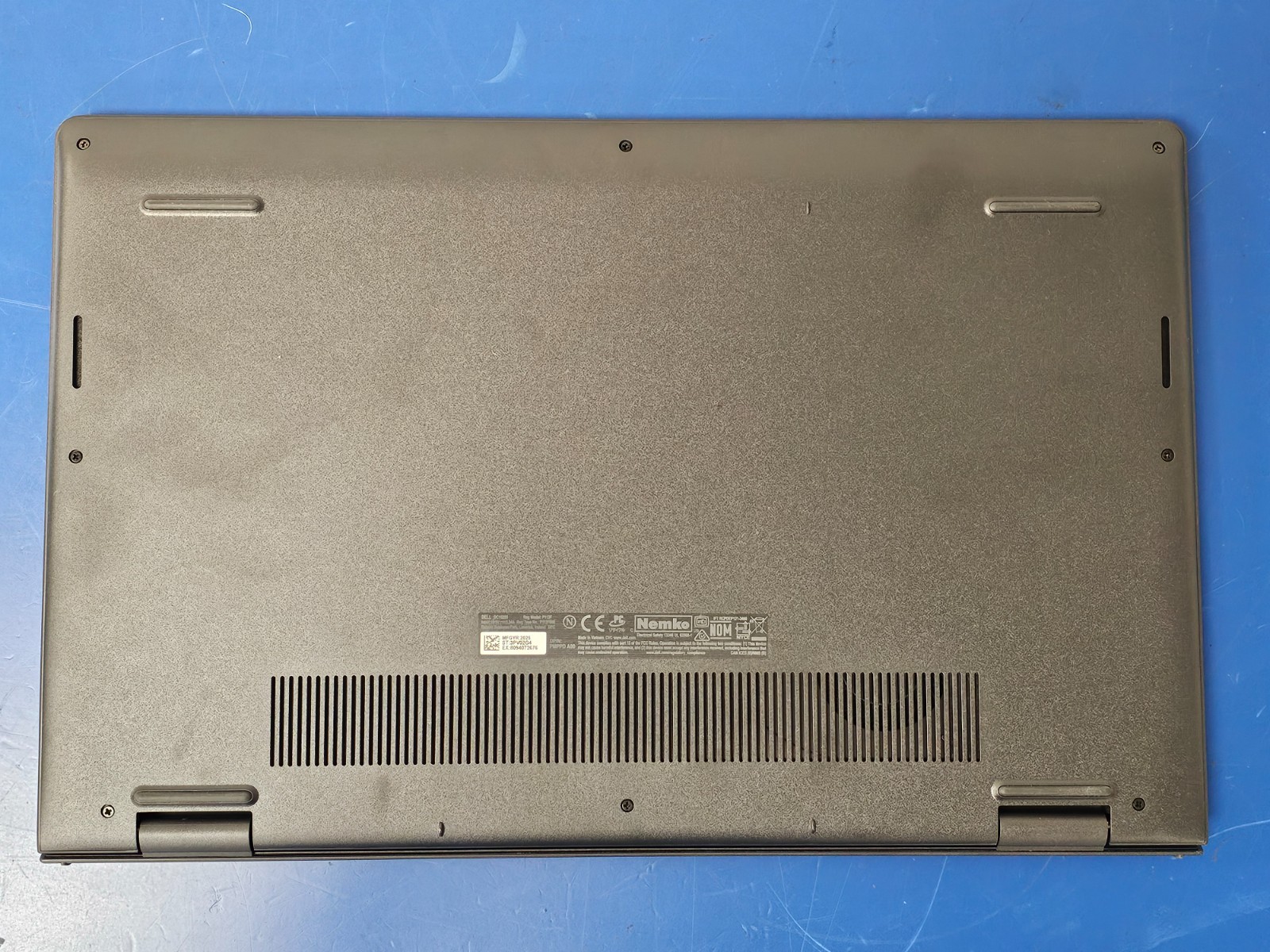 DELL 15 DC15255 G8MK9, AMD Ryzen 7 7730U, 2.00 GHz, 16 GB RAM 512 GB NVMe SSD