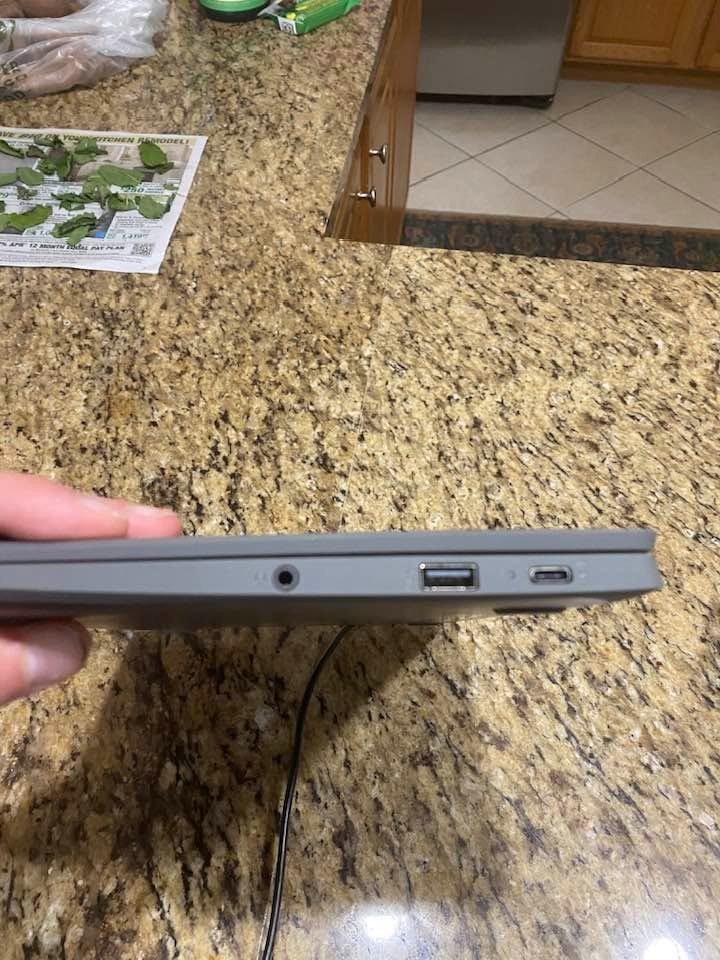 HP Chromebook 11 G8 EE 11.6″ 32GB N4020 ChromeOS, Gray Tested Works 100%