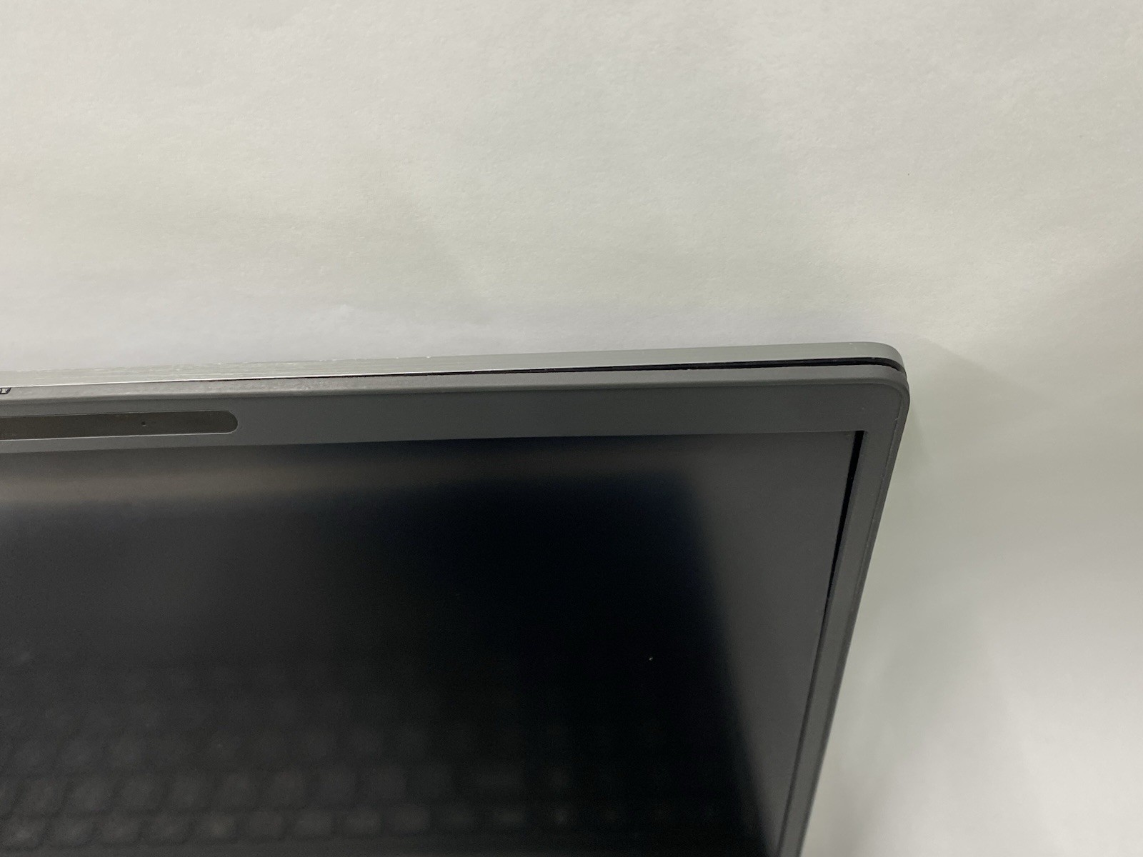 Dell Precision 7560 – FHD – i9-11950H – No SSD/No OS – READ