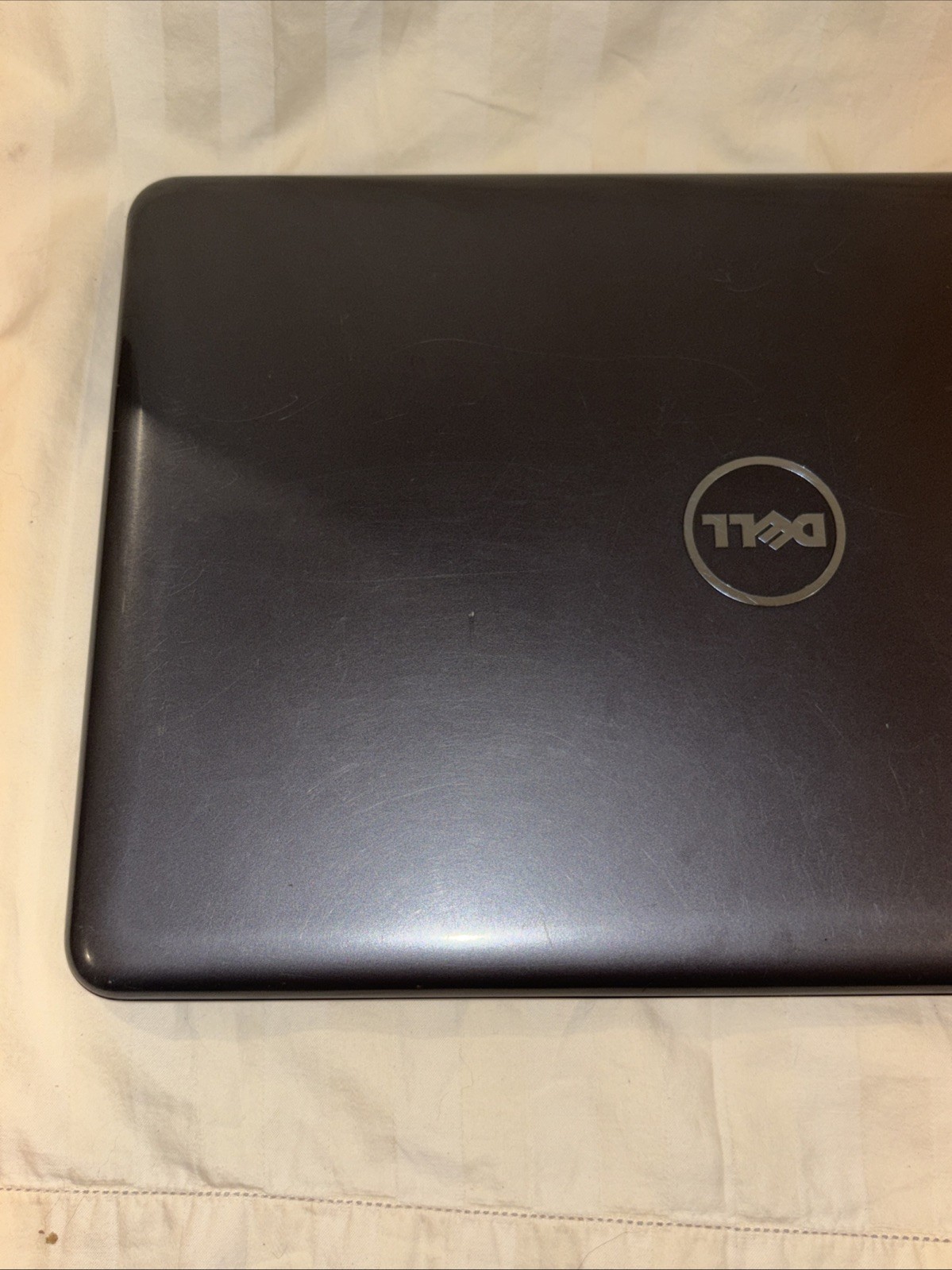 17.3″ Dell INSPIRON 17 5767 Laptop i5-7200U @ 2.50GHz 8GB RAM 500GB HDD Win 10H