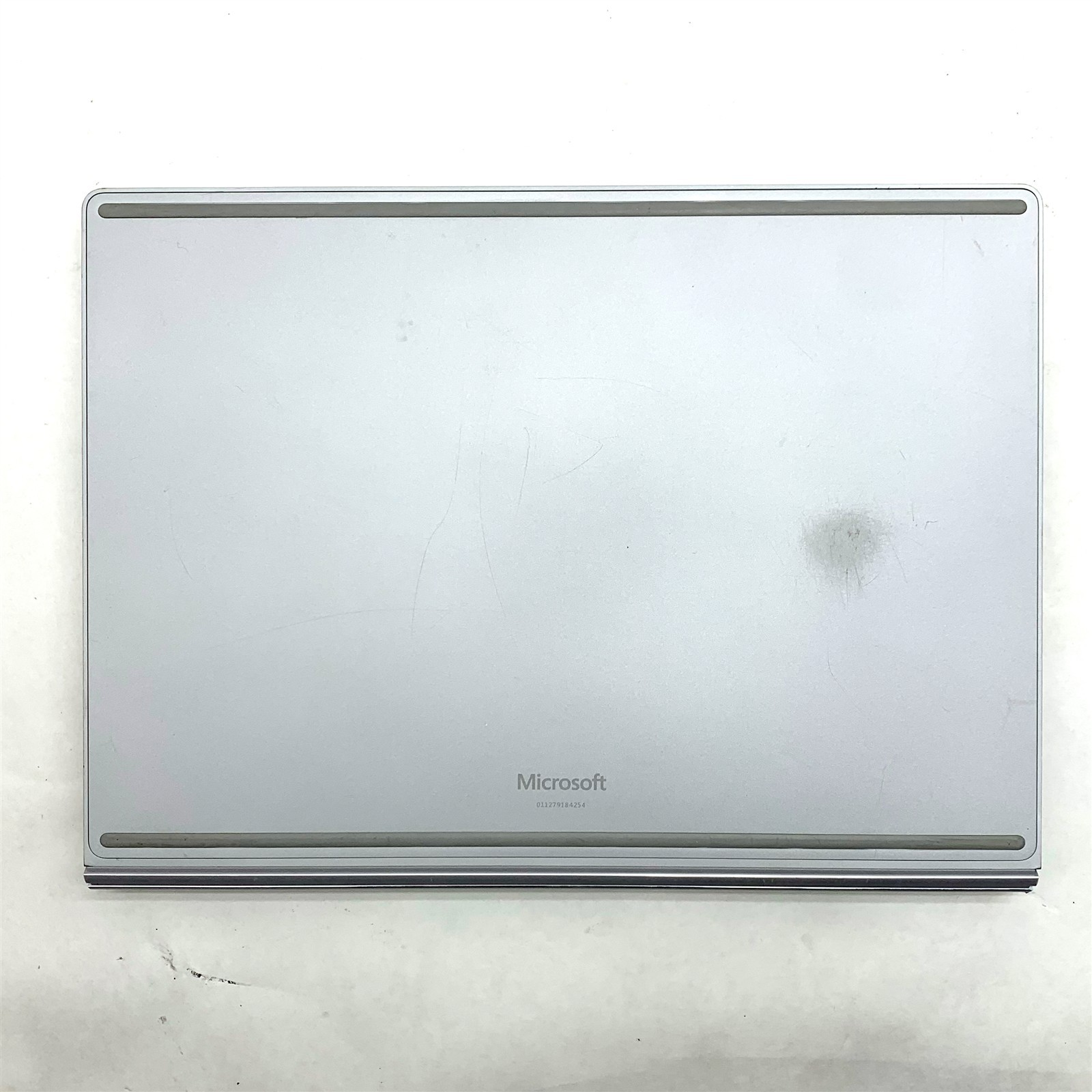 Microsoft Surface Book 2 13″ Touch UHD i7-8650U 1.9GHz 8GB 256GB Win 11 Bad Batt